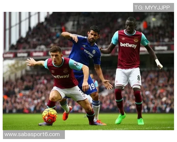 扎帕科斯塔远射险些破门迈尼昂飞身扑救化解危机