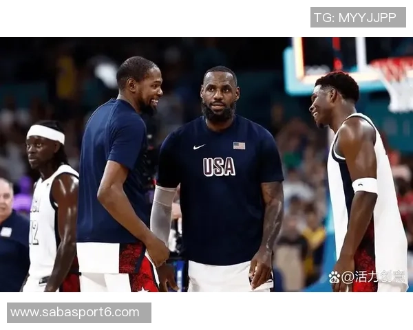 奥尼尔称赞詹姆斯团队意识强大善于把握接管时机与团队协作