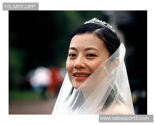 全北现代助教因拉眼角事件辞职曾遭禁赛五场引发种族歧视争议