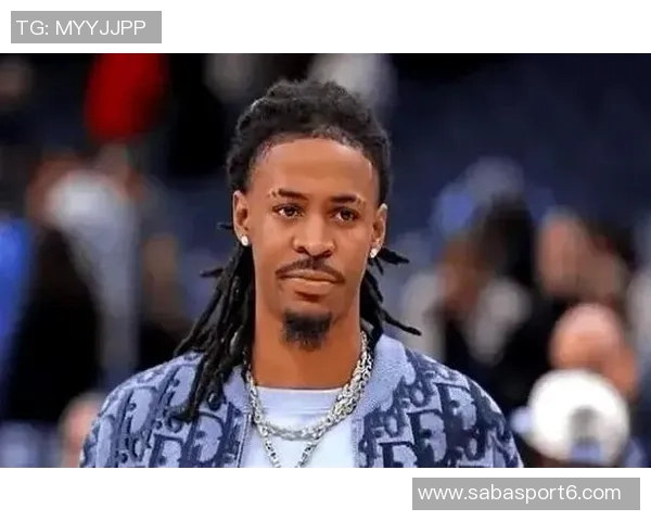 莫兰特讽刺四冠克莱为废物忘记自己26岁时的表现如何 莫兰特讽刺四冠克莱为废物忘记自己26岁时的表现如何